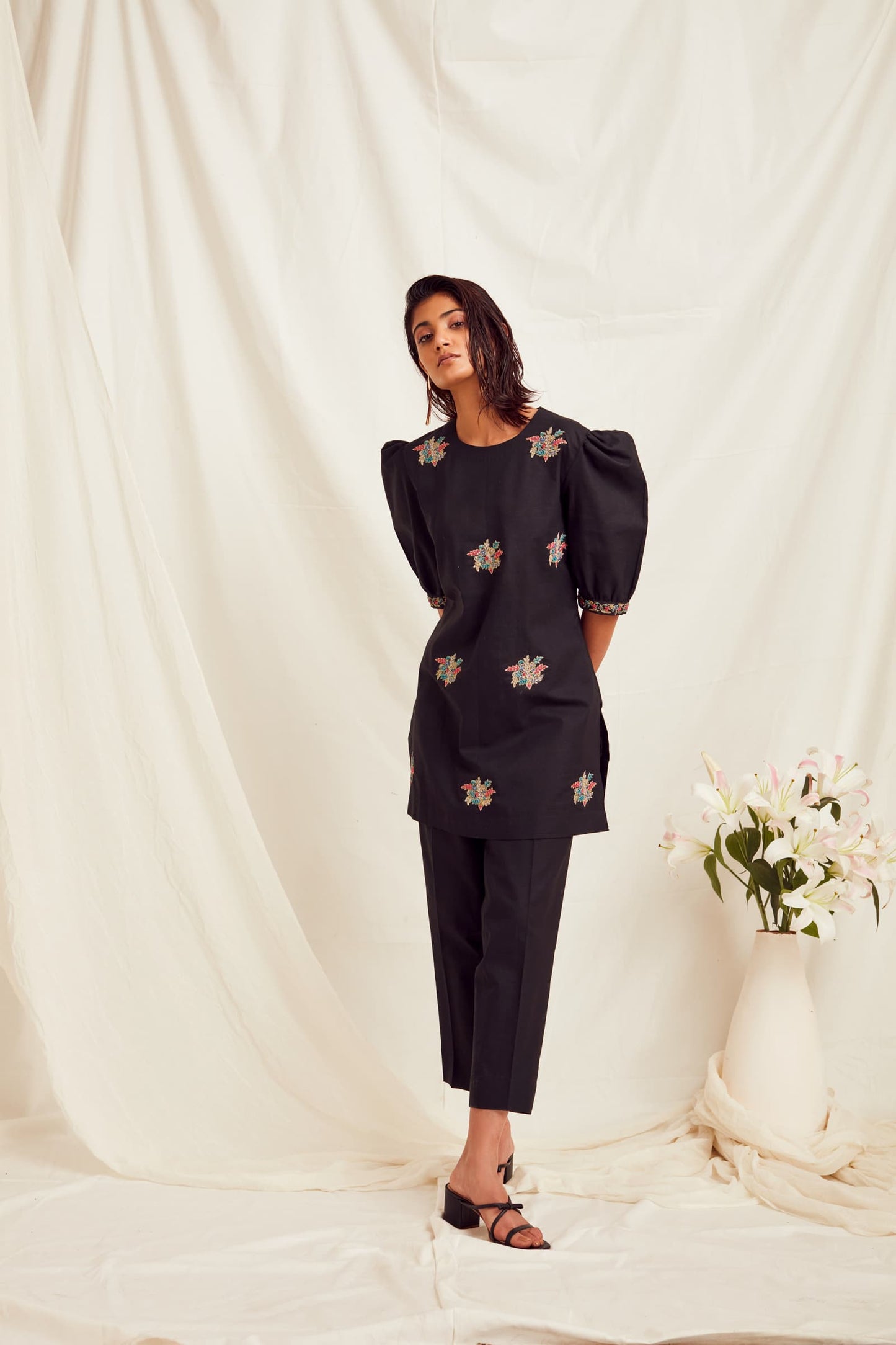 Aari Pant Set