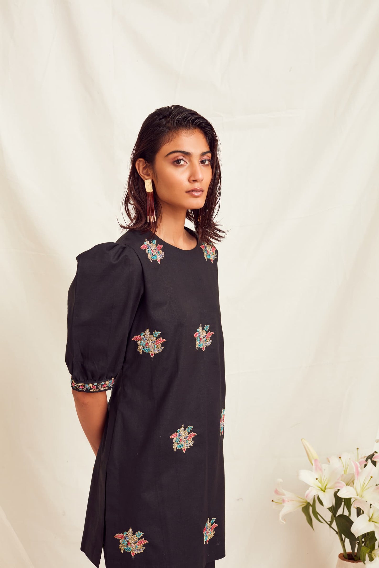 Aari Pant Set