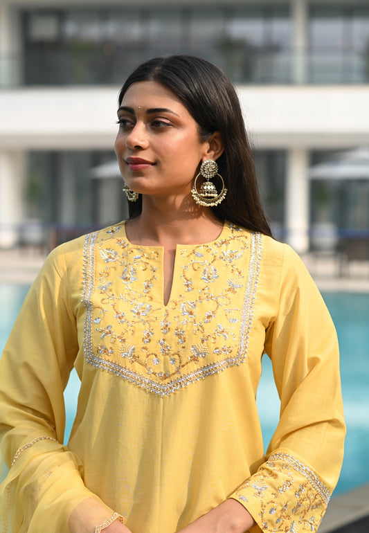 Nira Yellow