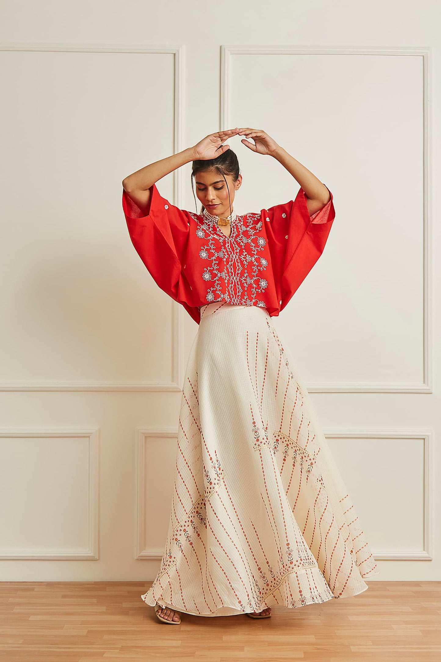 Turvi Skirt Set