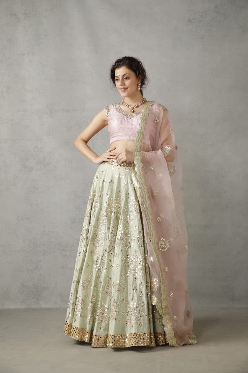 Jacquard Green and Cream Hand Embroidery Wedding Wear Lehenga, Size: Large,  2.5 Meter at Rs 995 in Ahmedabad
