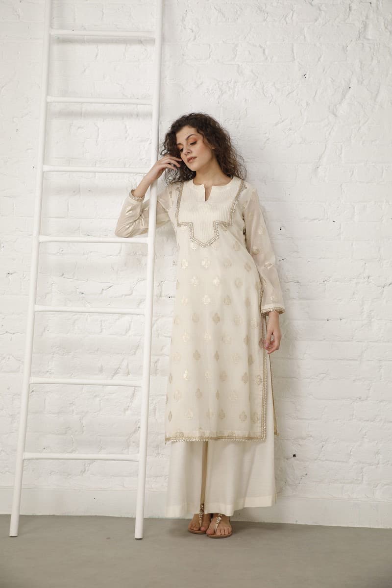 Chanderi Ivory and Gold Suit Set